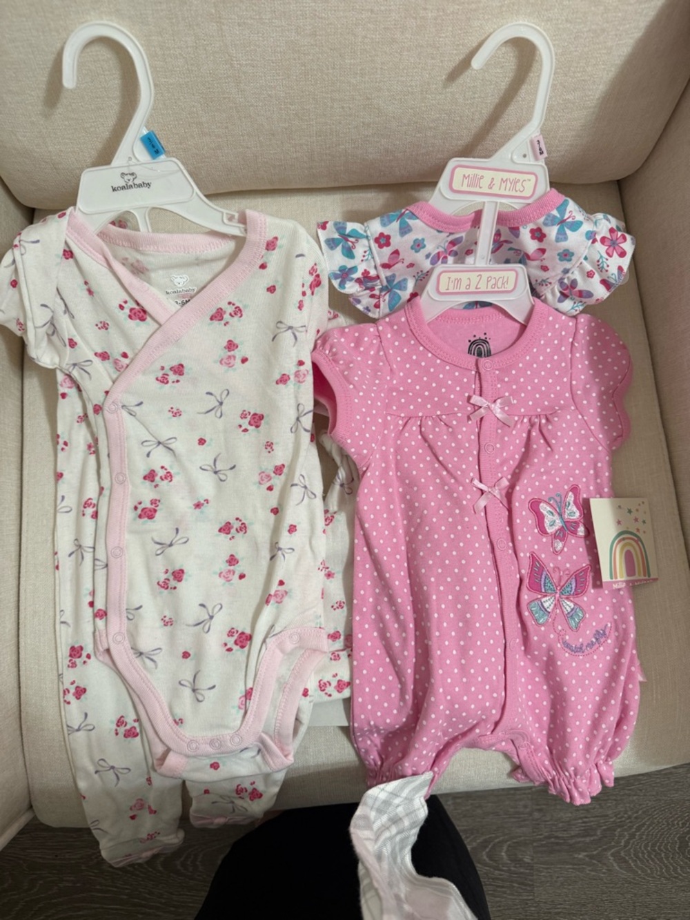 3-6 MONTH OUTFIT BUNDLE